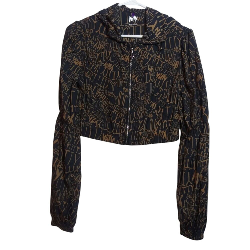 Yitty By Fabletics Medium Mesh Me Cropped Graphic… - image 2